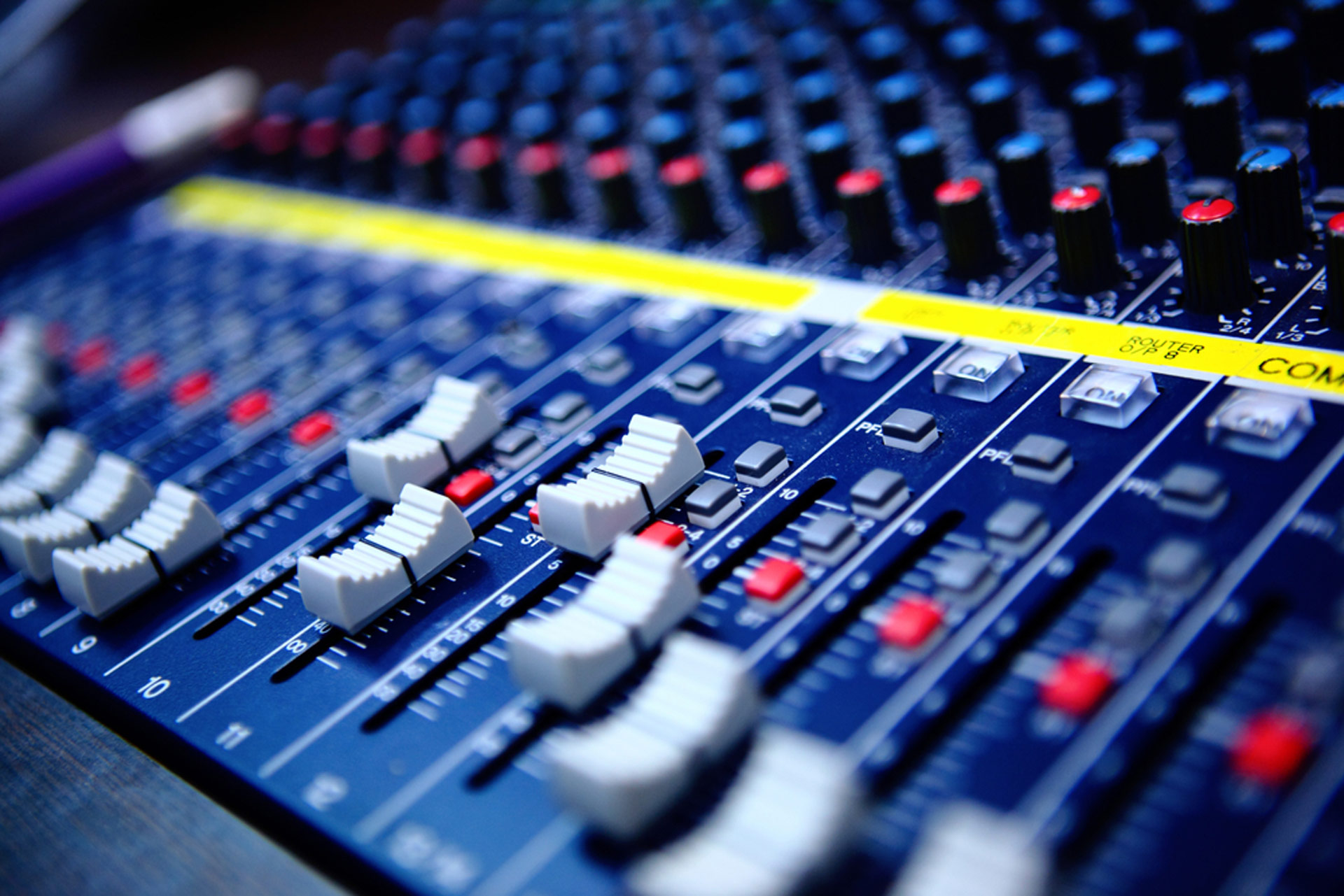 Making Waves - Acoustics for Sound Engineers